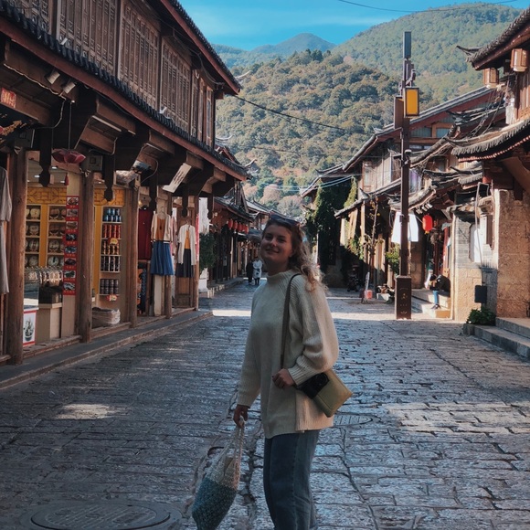 Meet your Posher, Ginger - Picture 1 of 2